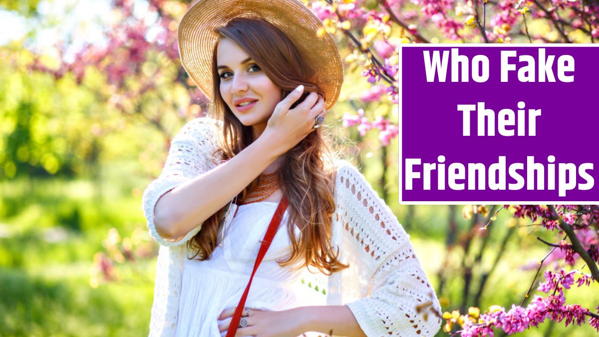 5 Zodiac Signs Who Fake Their Friendships